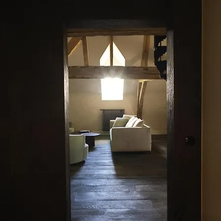 Le Chateau De Hotel Mirwart