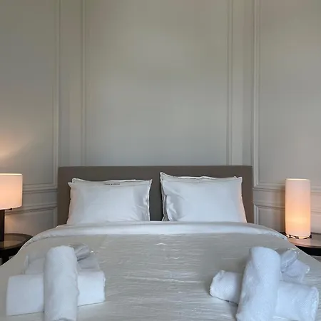 Hotel Le Chateau De *