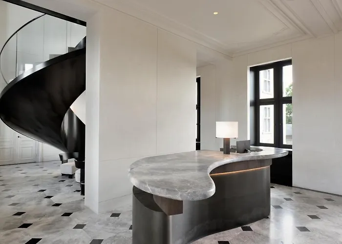 Le Château De Hotel *