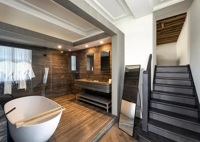 Le Château De Hotel *