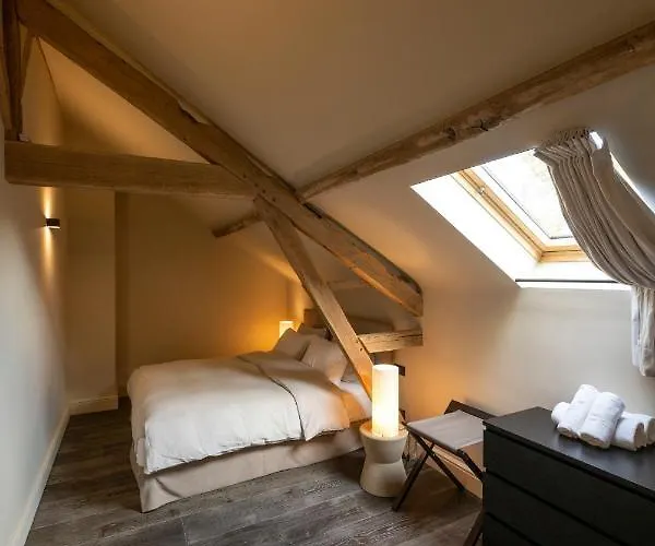 Le Château De Hotel